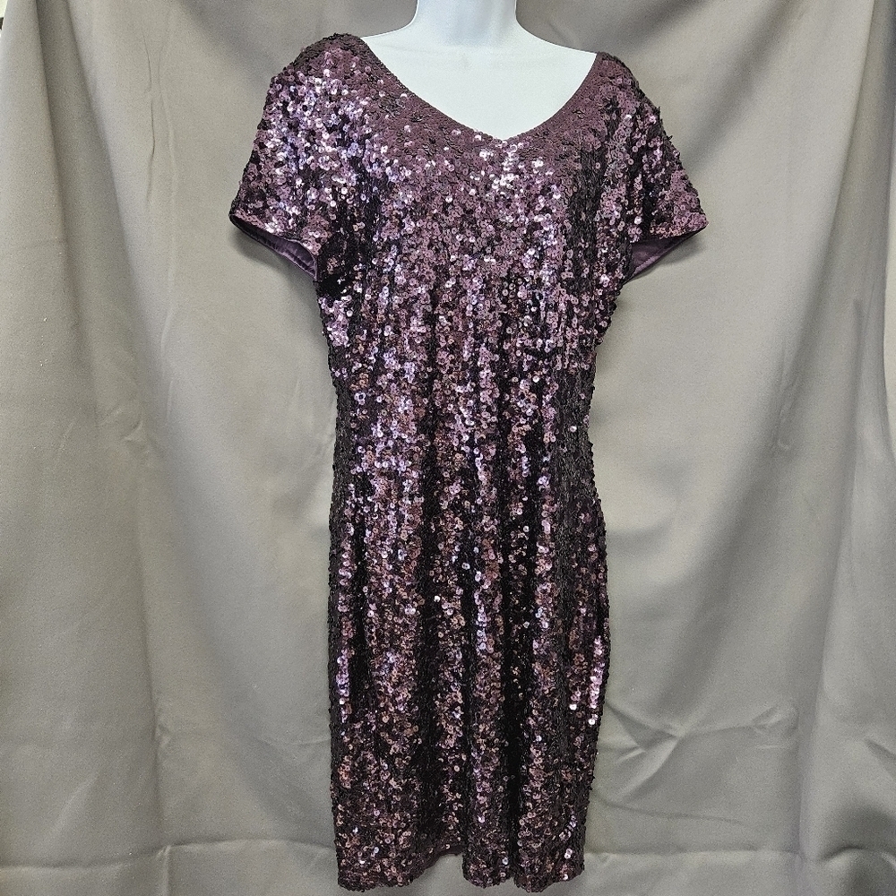 Women's Sequin Short Sleeve w/ V-neck Dress, Dark Purple, Size XL Lot #725